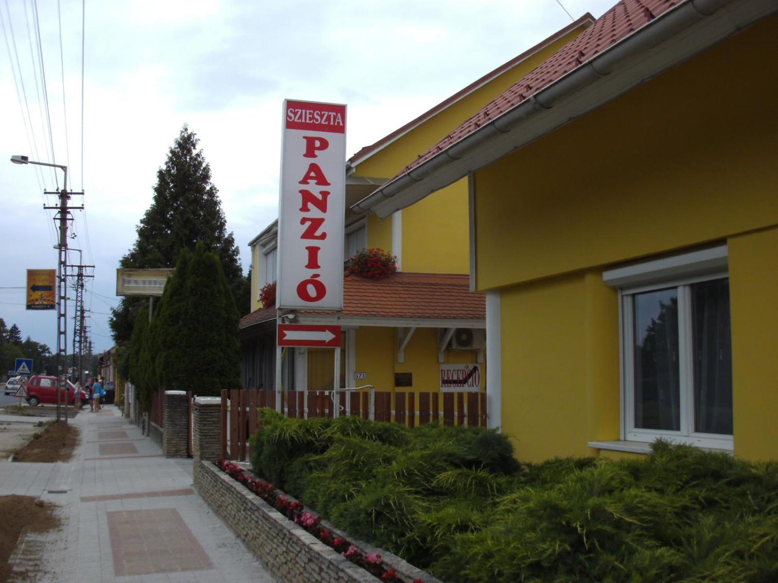Szieszta Panzio Bed & Breakfast Sárvár Eksteriør bilde