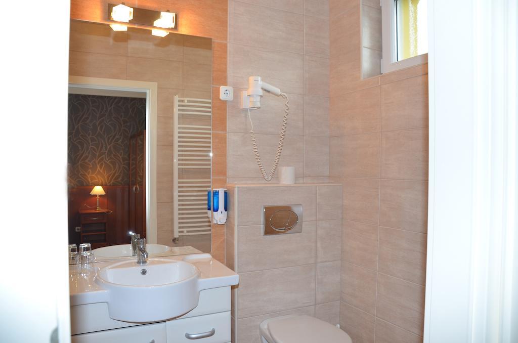 Szieszta Panzio Bed & Breakfast Sárvár Eksteriør bilde